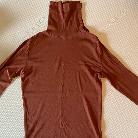 Rosebud AND terracotta Soor Ploom PLOOM snap neck turtleneck size small WOMENS - Picture 3 of 5